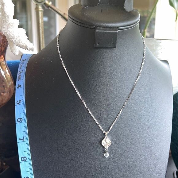 Spotlight Necklace Silver Asscher Cut - Picture 7 of 11